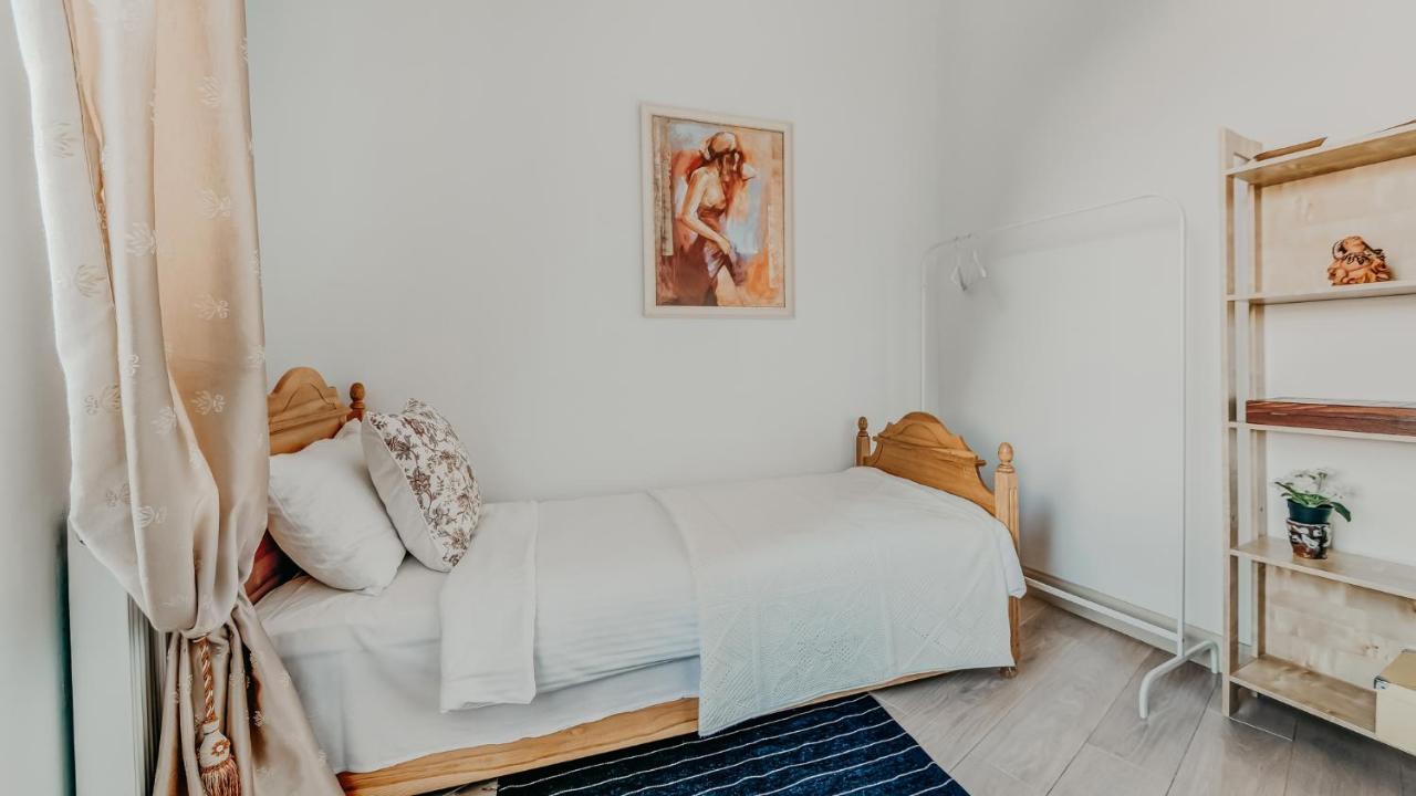 Spacious - 140 Square Meters Apartment, Vilnius City Centre Extérieur photo