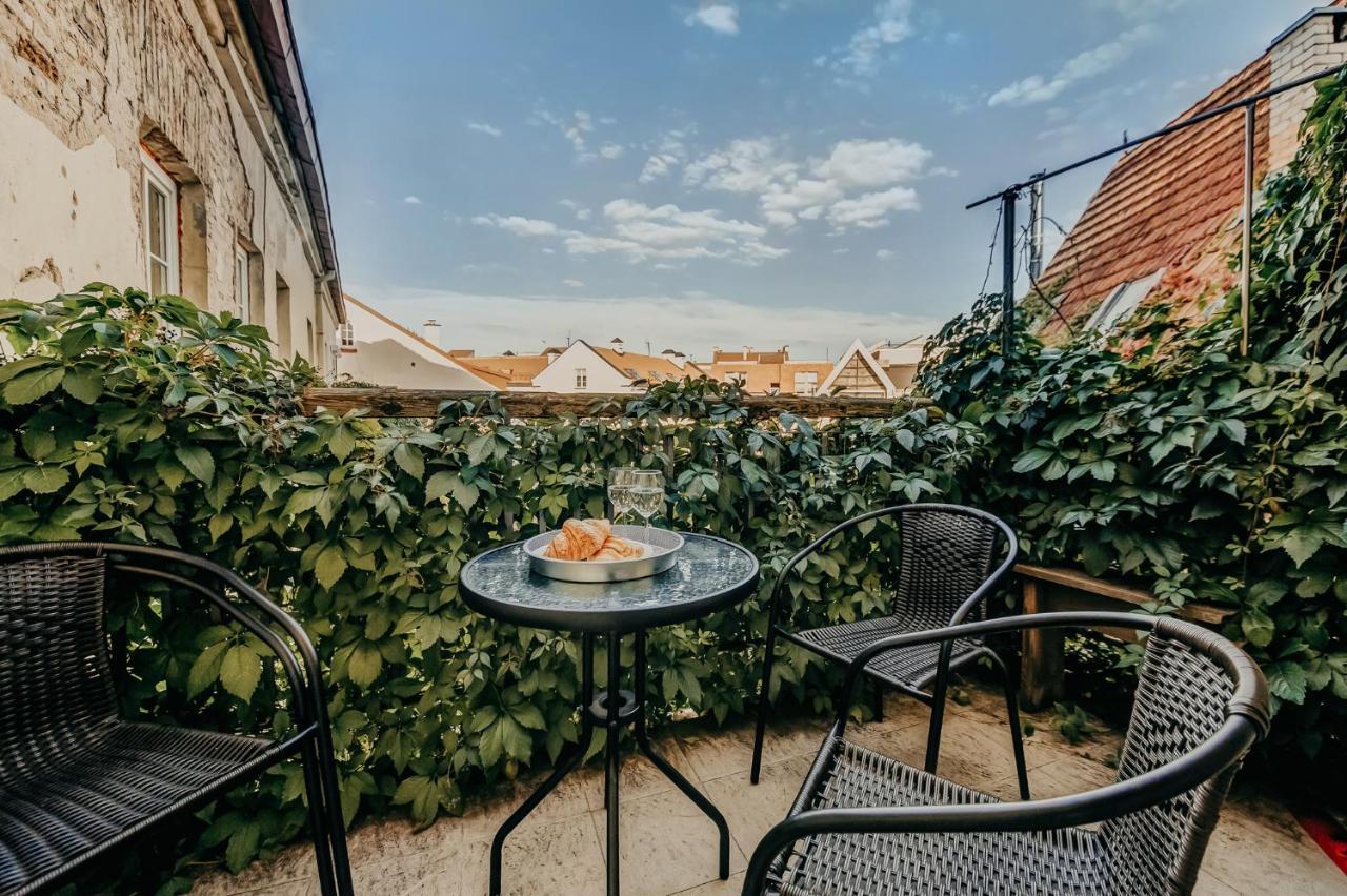 Spacious - 140 Square Meters Apartment, Vilnius City Centre Extérieur photo